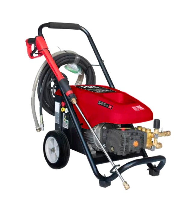 FIAT MILAN2600TOP Hidrolavadora eléctrica 2600PSI con motor 5HP 220V