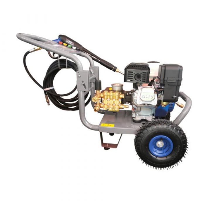 Fiat MULINELLO2700 Hidrolavadora 2700PSI con motor a gasolina de 7HP