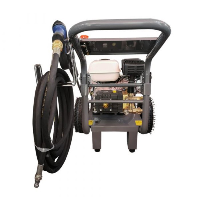 Fiat MULINELLO2700 Hidrolavadora 2700PSI con motor a gasolina de 7HP