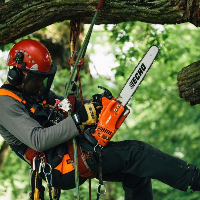 Echo CS-303T-35 Motosierra 14"