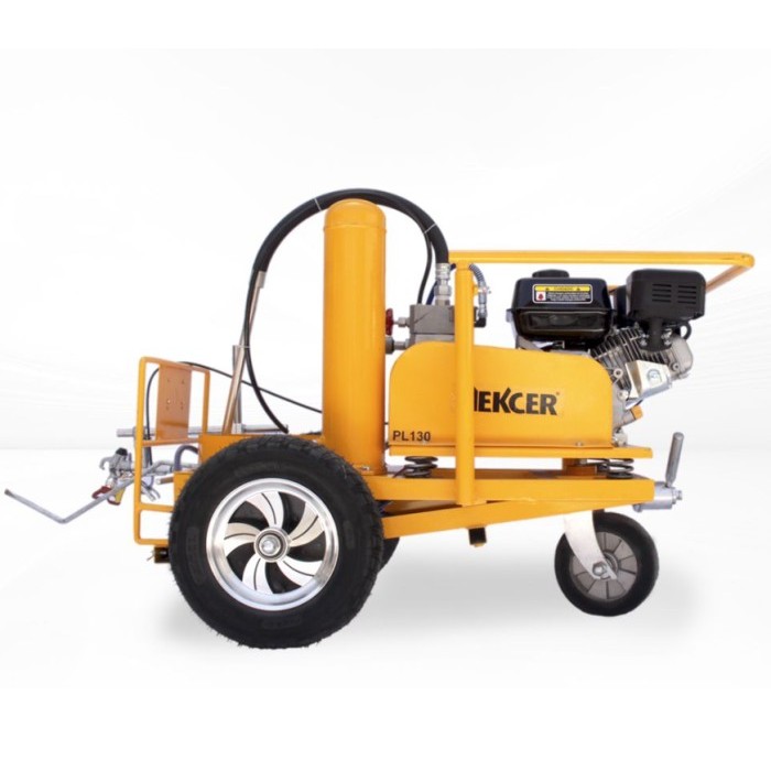 VEKCER PL130UK7 PINTADOR DE LINEAS VEKCER C/UKURA 7 HP